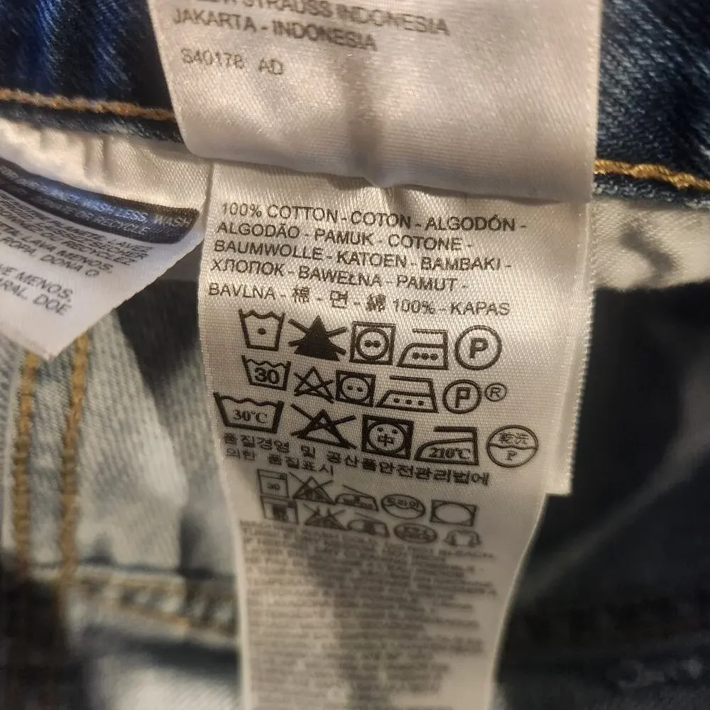 Levi's Mens 505 Medium Wash Straight Leg Jeans Size 38x30 Casual Minimalist